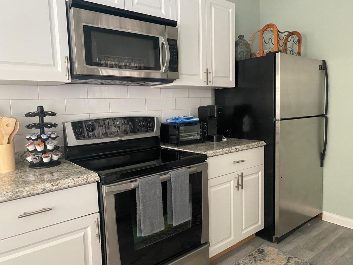 5 Min To Beach Large Living Room Fenced Backyard Bbq Firepit Driveway Boat Parking Lake Worth Beach Extérieur photo