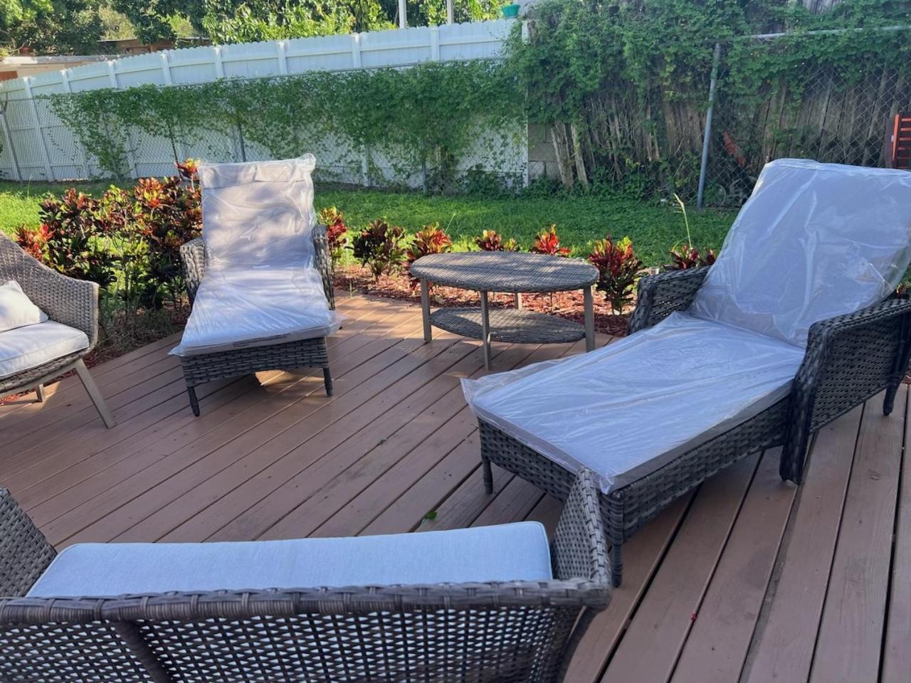 5 Min To Beach Large Living Room Fenced Backyard Bbq Firepit Driveway Boat Parking Lake Worth Beach Extérieur photo